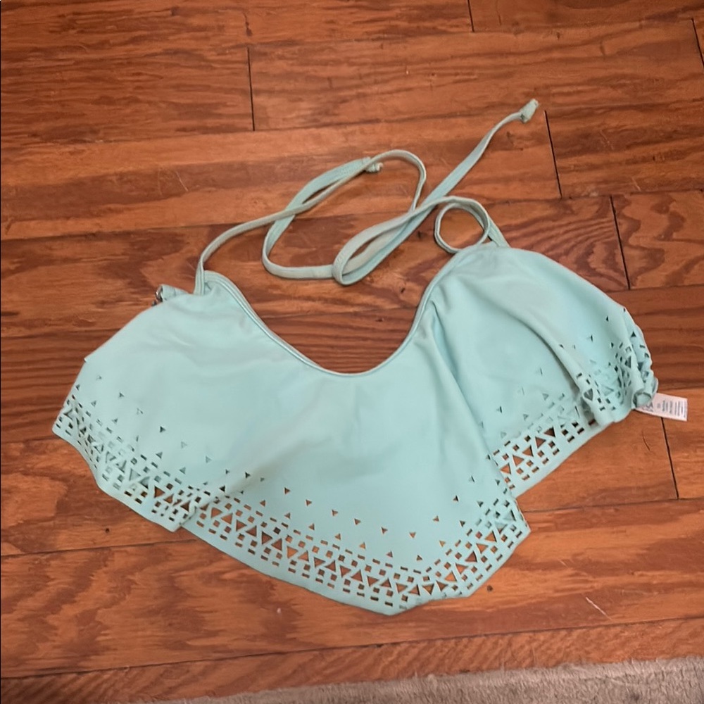 Rue21 Light Green Laser Cut Bikini Top